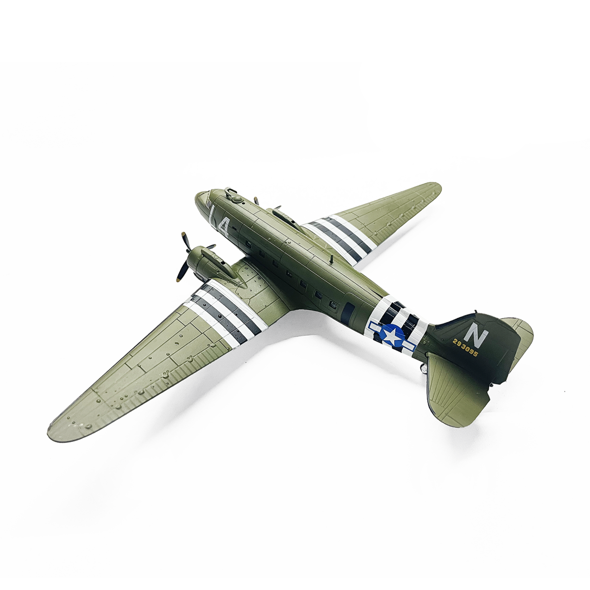 Douglas C-47 Skytrain L4 (Band of Brothers)